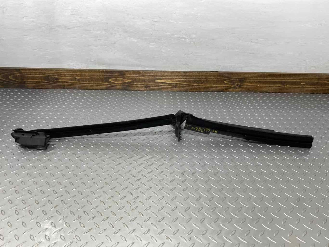 03-10 Bentley Continental GTC Left LH Quarter Window Weather Stripping Seal