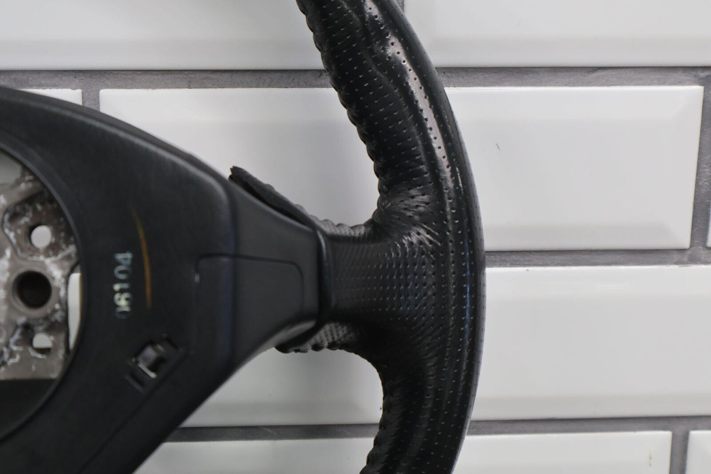 00-03 Honda S2000 AP1 Leather Steering Wheel (Black) W/ Cruise Controls