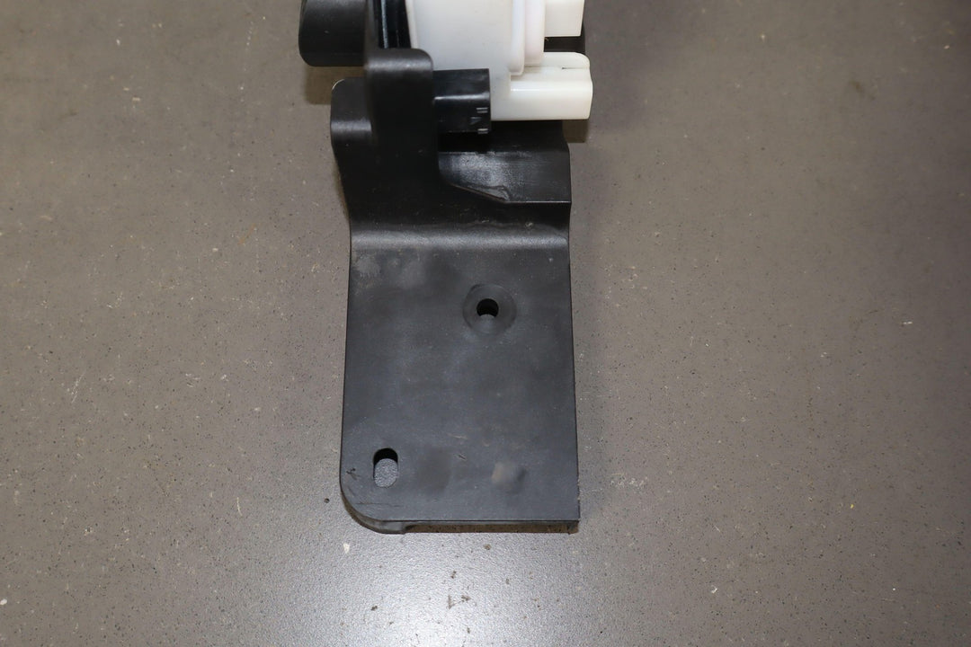 https://i.ebayimg.com/00/s/MTA2N1gxNjAw/z/I2wAAeSwSwVoh3ZY/$_57.JPG?set_id=2