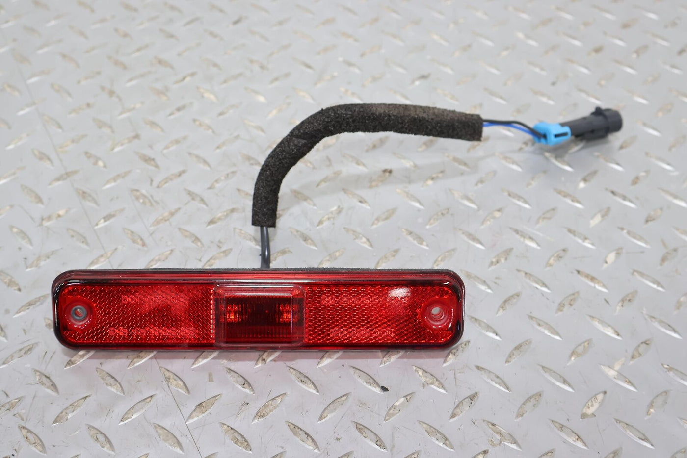 03-09 Hummer H2 Left Rear Red LED Side Marker Light/Lamp OEM