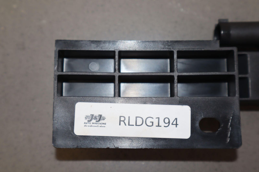 19-23 Ram 3500 Passive Entry Antenna Control Module (68186636AA)