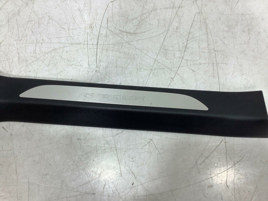 2014 Tesla Model S Passenger Right Front Sill Plate (Black)