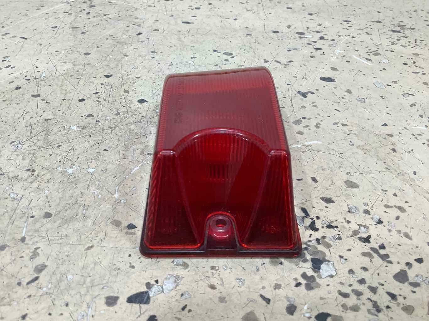 03-09 Hummer H2 Rear Left Driver Side Roof Clearance Marker Light OEM