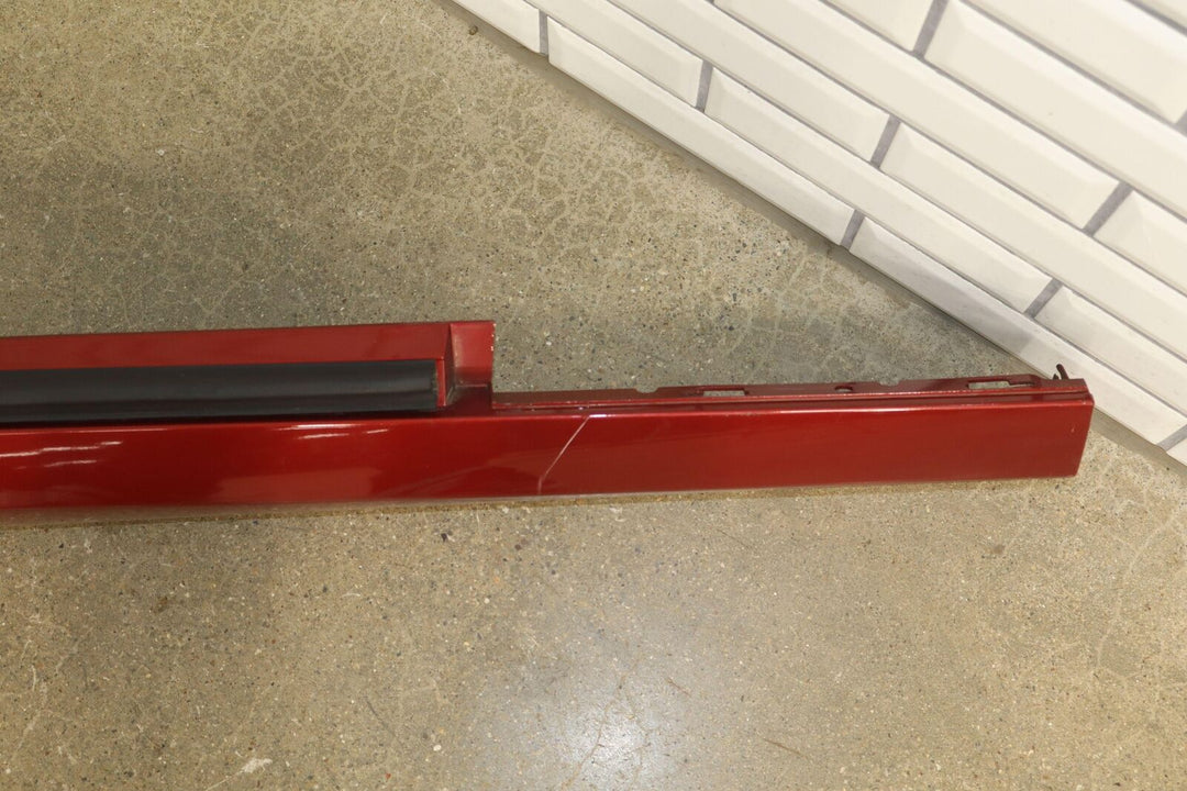 14-15 Chevy Camaro Right Passenger Rocker Molding Red Rock Metallic (G7P)Repairs