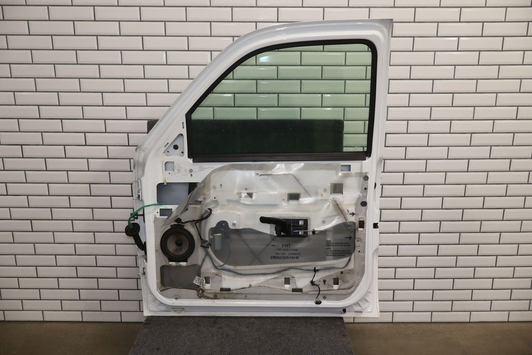 99-06 Chevy Silverado Sierra Front Right RH Electric Door W/Glass (Summit White)