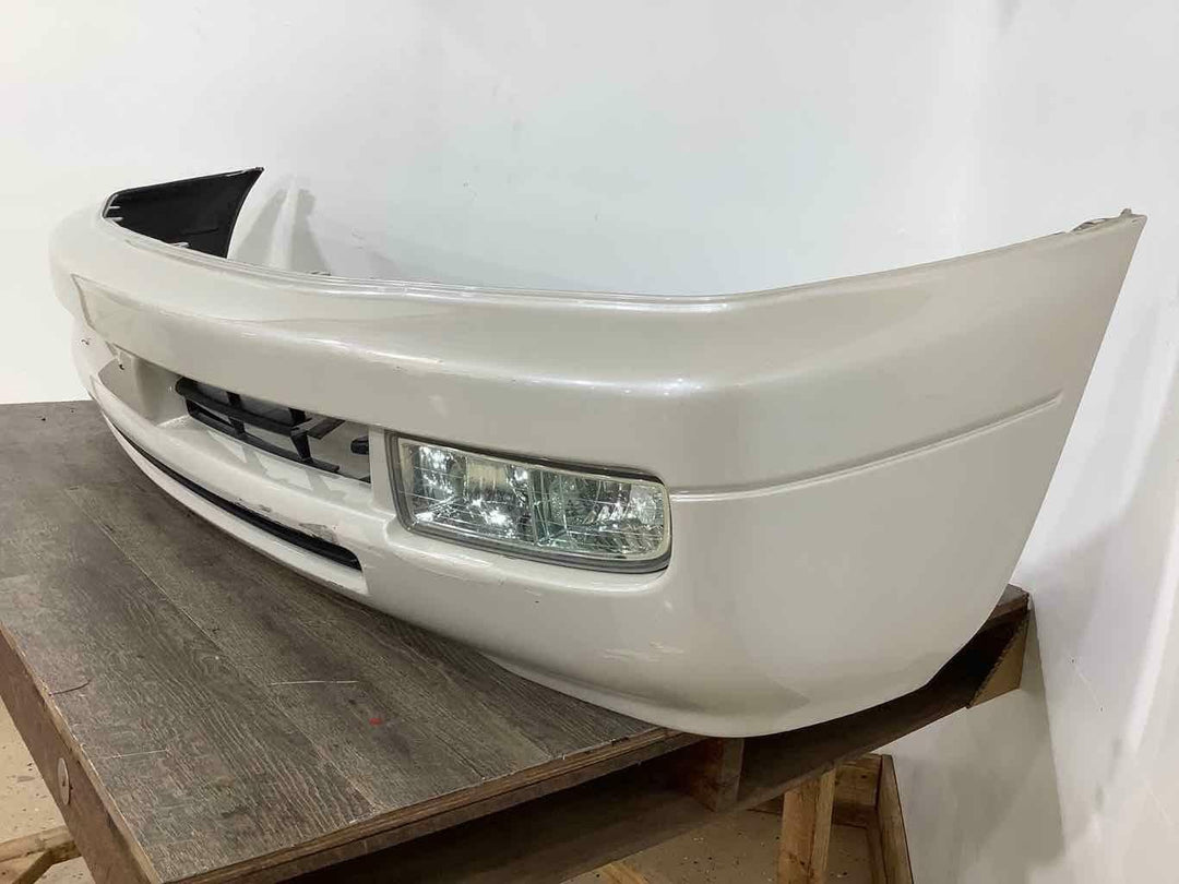 03-07 Lexus LX470 Front Bumper W/Fog & Signal Lights Sand Dollar Pearl (4R2)