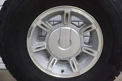 03-07 Hummer H2 Set of 4 17x8.5 OEM 7 Spoke Wheels W/Tires & Center Caps