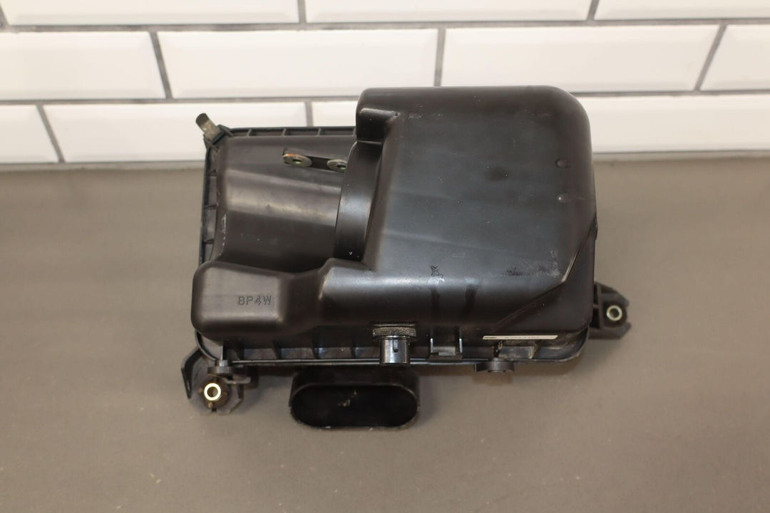 03-05 Mazda Miata NB 1.8L OEM Airbox Base & Lid (No MAF or Tube)