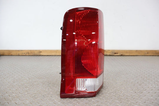 02-06 Cadillac Escalade Short WB Rear Left LH Tail Light Lamp (Tested) OEM