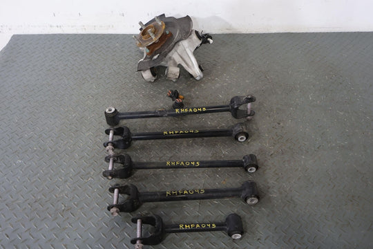 17-19 Fiat 124 Spider Rear Left LH Spindle Knuckle W/Controls Arms (See Photos)