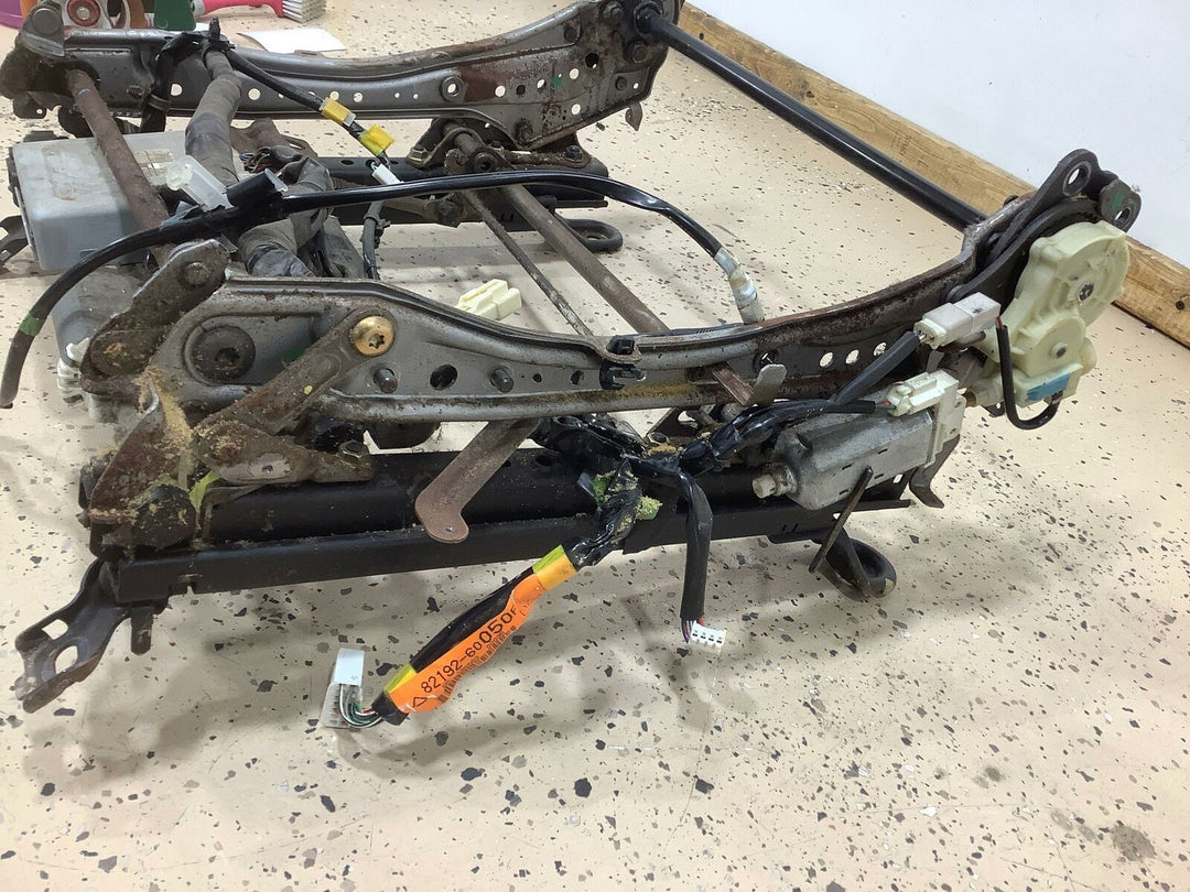 00 Lexus LX470 Driver Left Front Seat Track W/Motors/Tracks/Base (See Notes)