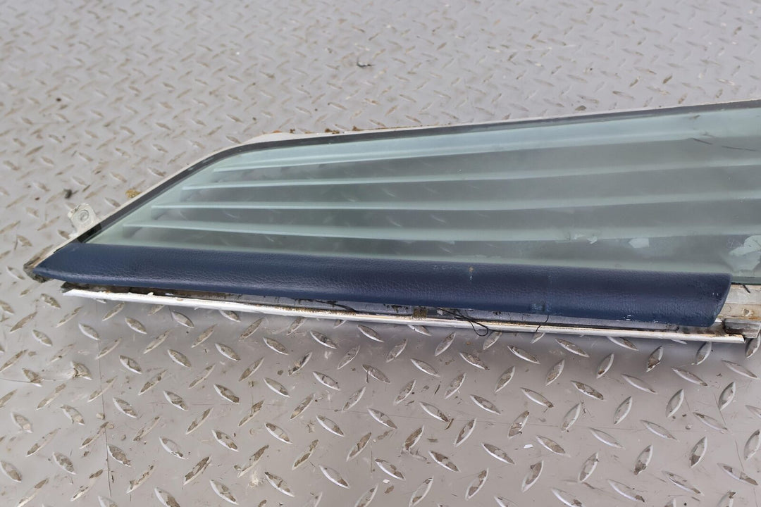 72-80 Mercedes 450SLC C107 W107 Right Passenger Quarter Window Louver & Glass