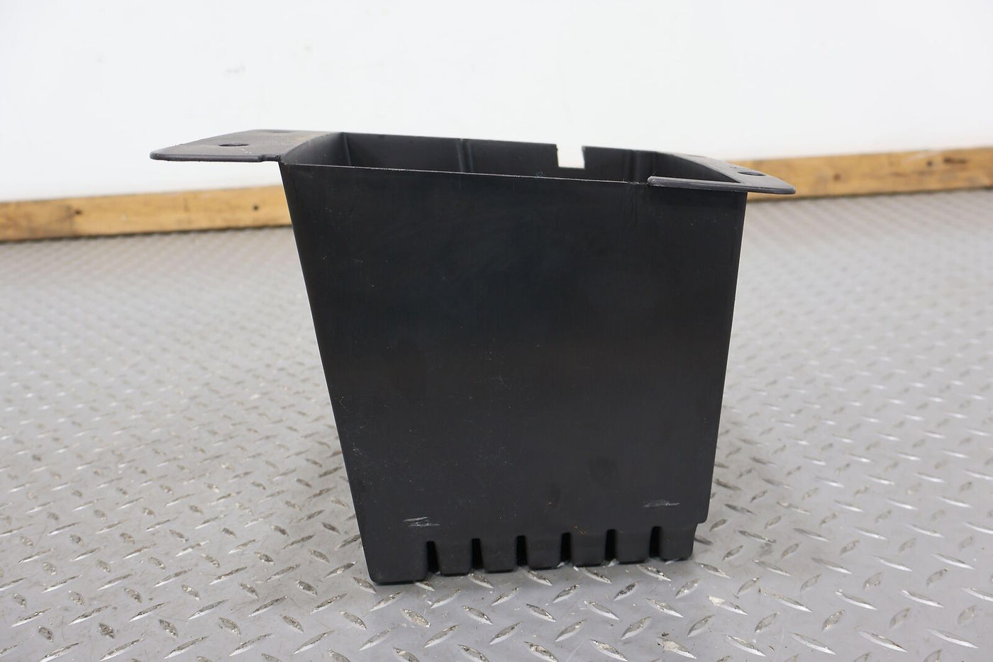 03-07 Hummer H2 Center Console Cubby Insert (Black) OEM