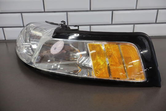 99-04 Ford Mustang TYC Aftermarket Headlight Pair (Left / Right) Clean Lenses