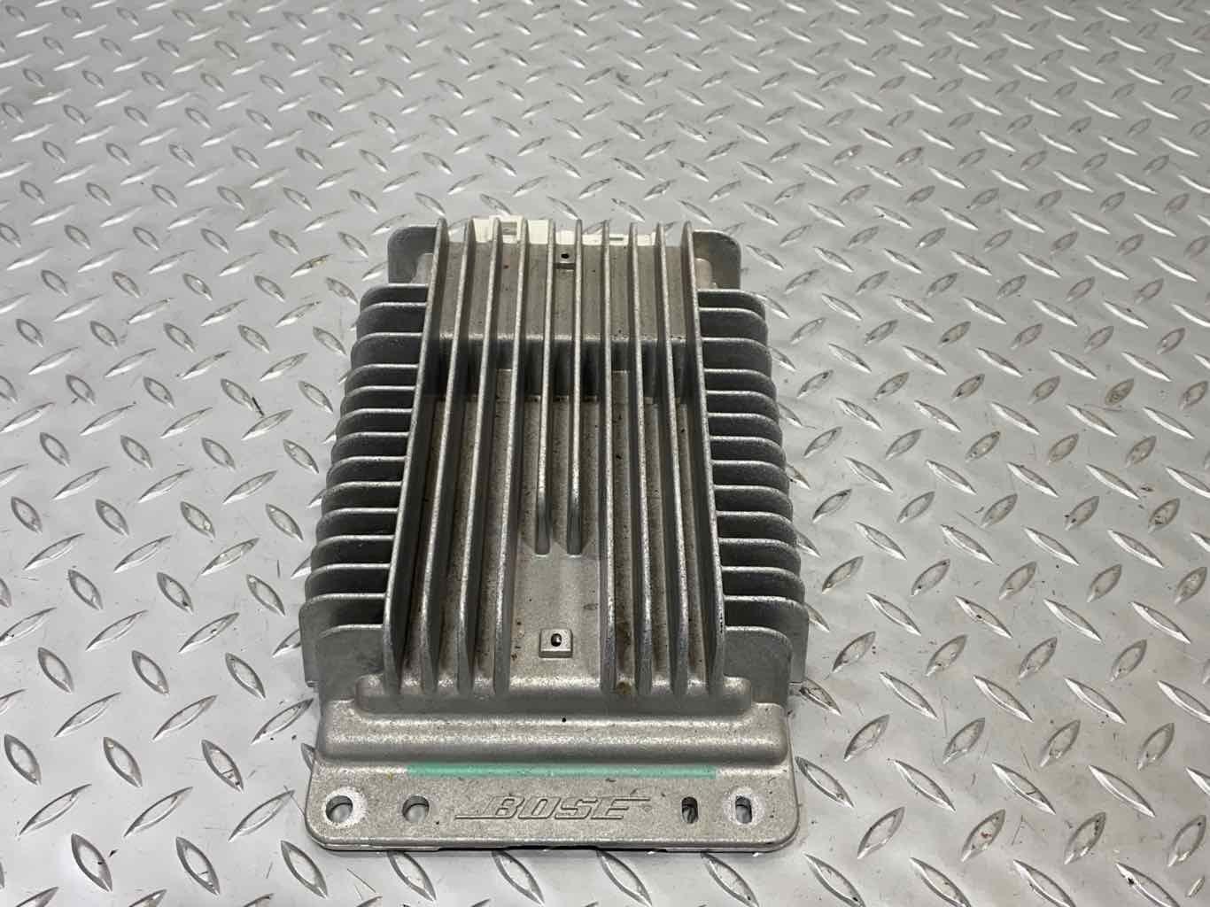 05-07 Hummer H2 SUT Truck BOSE Audio Radio Amplifier AMP (15267754) OEM