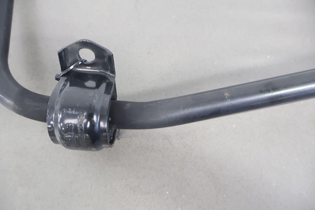 17-19 Fiat 124 Spider OEM Front Stabilizer Bar W/ Bushings (Black) 62K