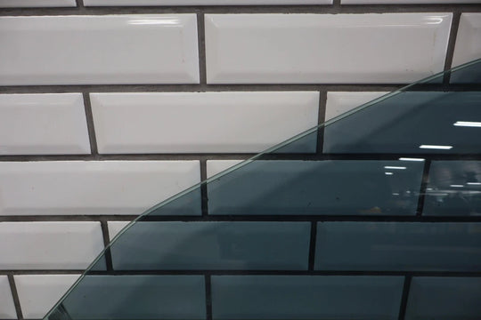 47351704