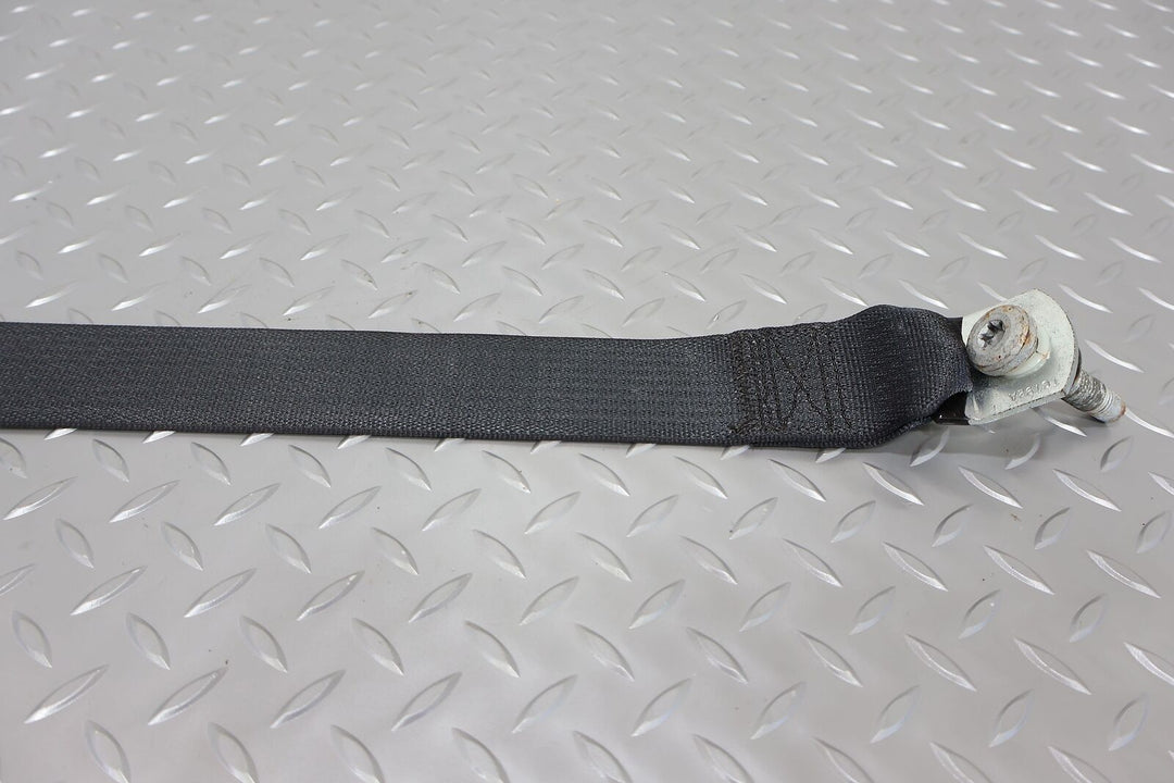 13-20 Ram 1500 2500 Crew Cab Rear Right Pasenger Seat Belt Retractor (Black)