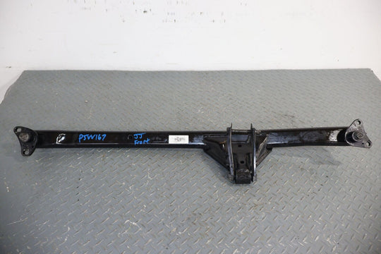 01-07 Volvo V70R Wagon OEM Suspension Strut Bar (191K)