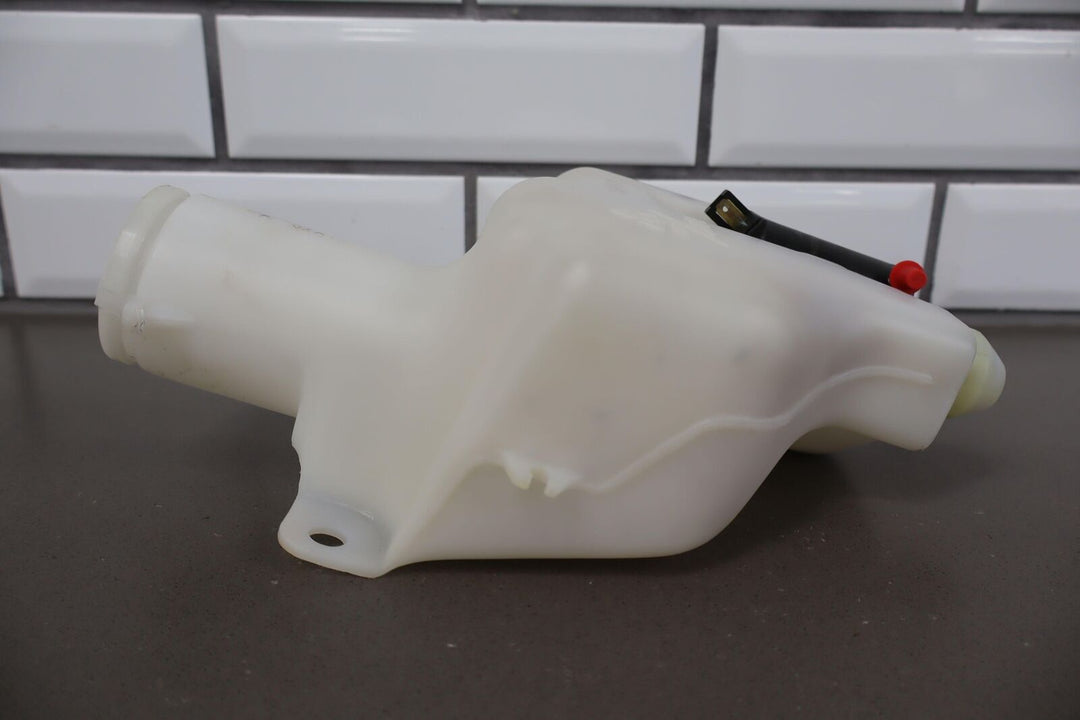 00-05 Mazda Miata NB (W/O ABS) Standard Washer Bottle Reservoir W/Pump & Cap