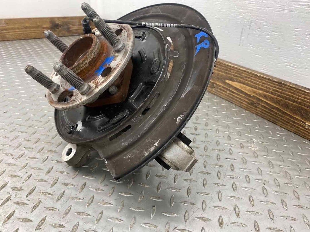 16-21 Camaro SS (W/O 1LE Track Pkg) Right RH Passenger Rear Knuckle W/Hub