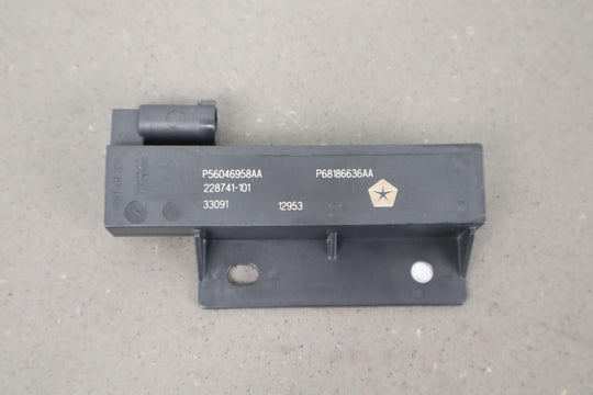 19-23 Ram 3500 Passive Entry Antenna Control Module (68186636AA)