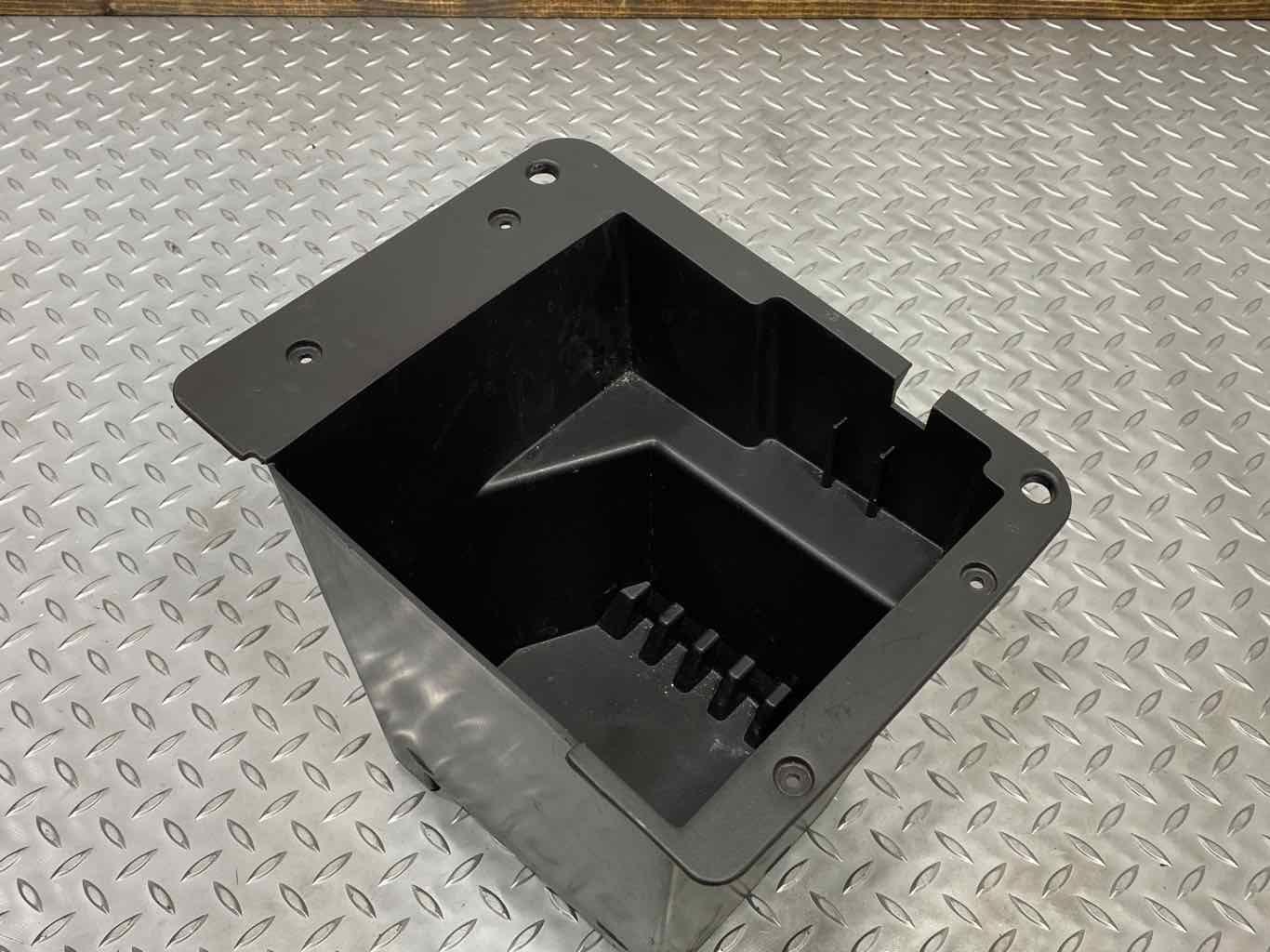 03-07 Hummer H2 Center Console Cubby Insert (Black) OEM