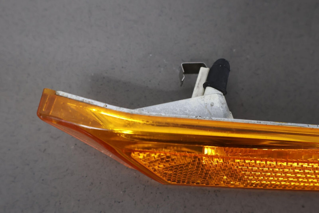 07-09 Porsche 911 997 Targa Coupe Rear Right Bumper Side Marker Light 997631038