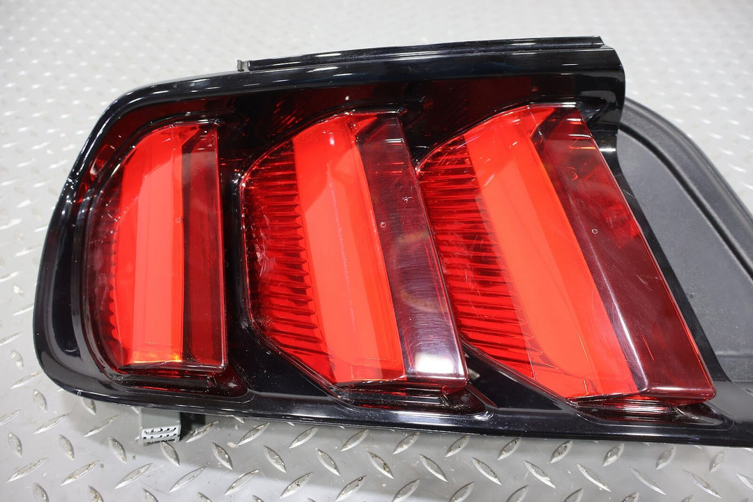 15-18 Ford Mustang Left LH Driver OEM LED Tail Light Lamp (Tested)