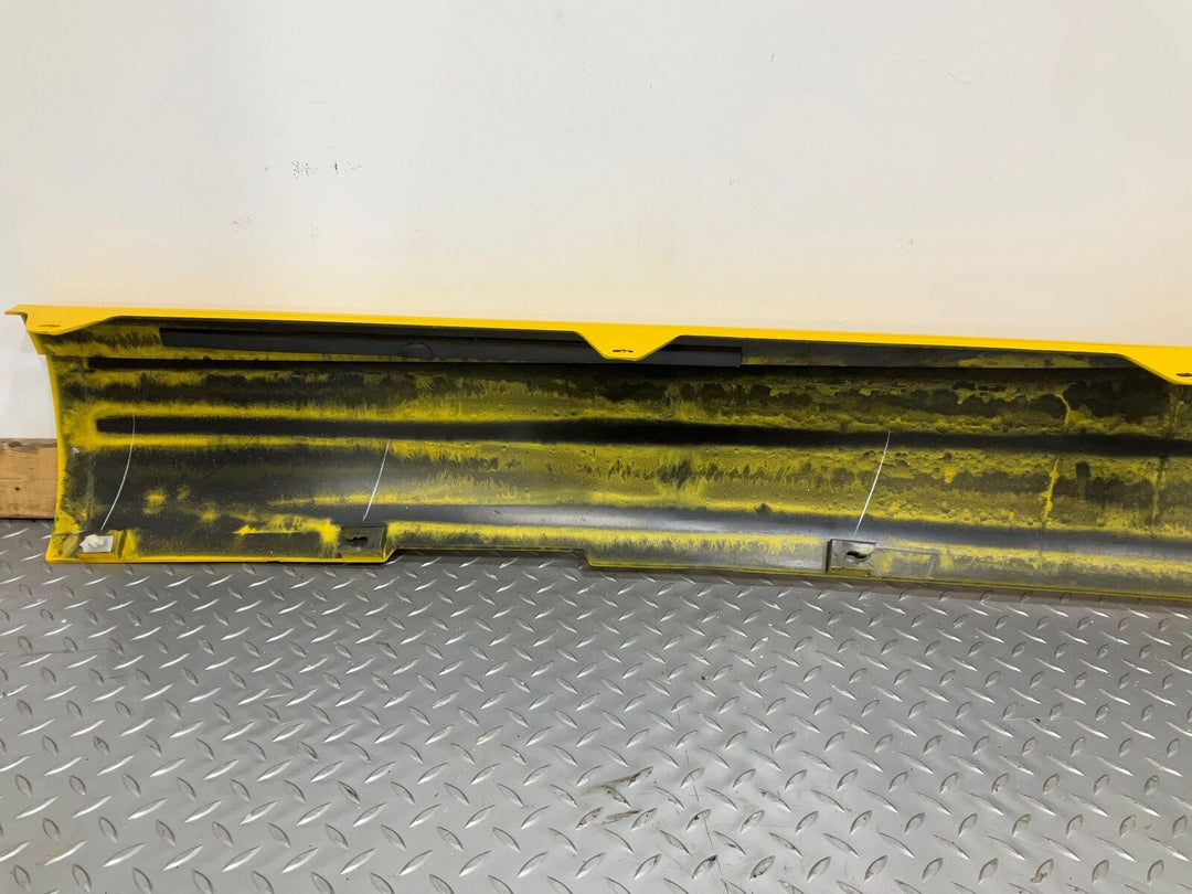 03-06 Chevy SSR Right RH Main Center Rocker Moulding (Yellow Tintcoat 79U)