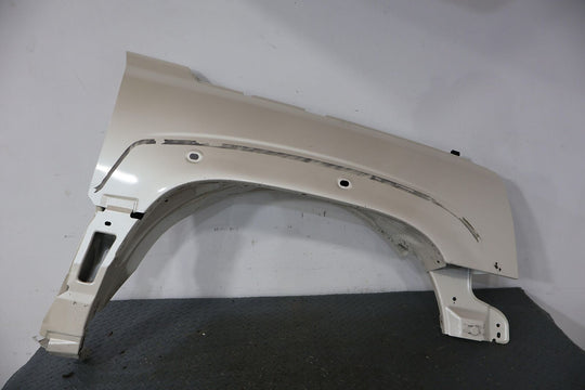 02-06 Cadillac Escalade Front Right RH OEM Fender (White Diamond 98U) See Notes