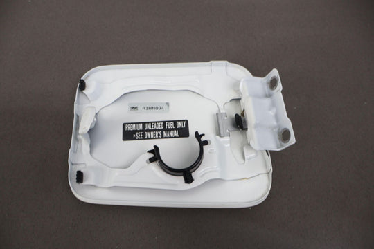 00-09 Honda S2000 AP1 & AP2 Gas Fuel Filler Door Cover (Grand Prix White NH565)