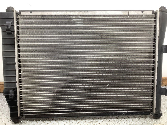 03-06 Chevy SSR 05-13 Corvette (ID 9963) Radiator & Condensor Pack