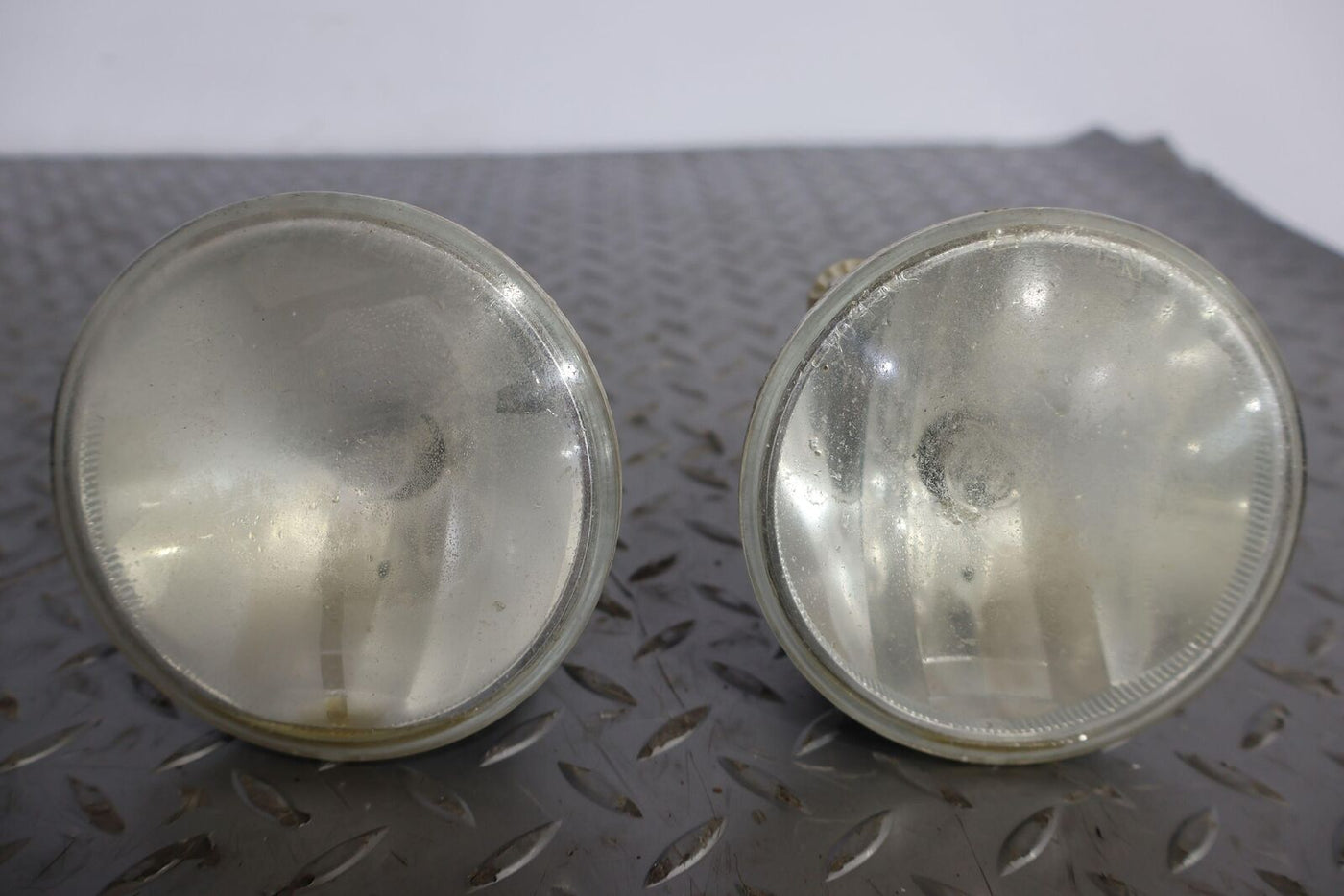 07-14 Ford Mustang GT500 Pair LH&RH Fog / Driving Lights OEM (Faded)