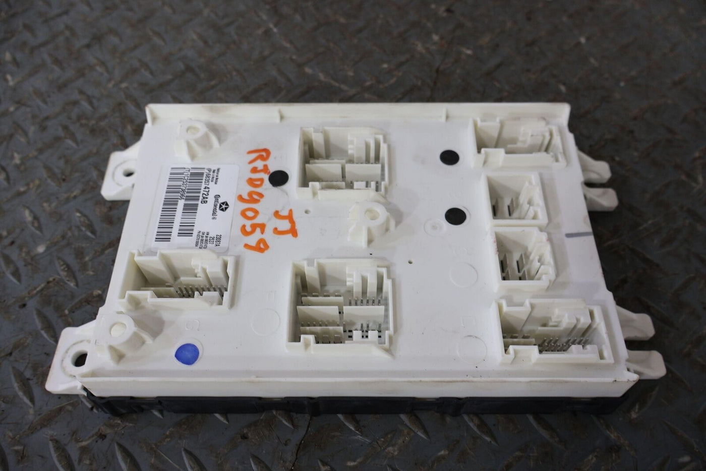 17-20 Dodge Ram Longhorn SOuthfork Body Control Module BCM (68357472AB)