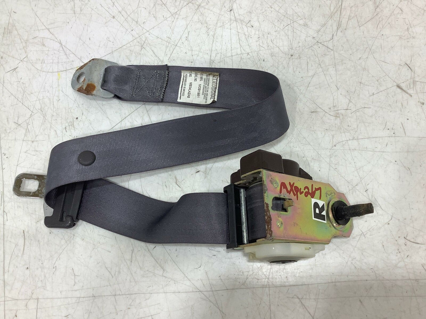 97-99 Plymouth Chrysler Prowler RH Passenger Seat Belt Retactor (Agate LAZ) OEM