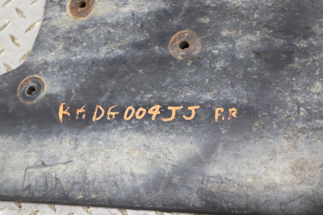 47404213