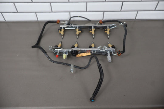 Lexus GX460 4.6L V8 1URFE Pair of LH&RH OEM Fuel Rails & 8 Injectors W/Harness