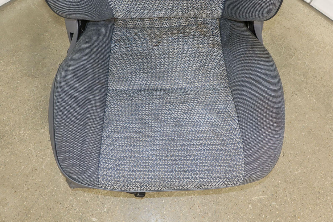 1992 Toyota Land Cruiser Front Right Passenger Cloth OEM Seat (Gray FD10) Tears