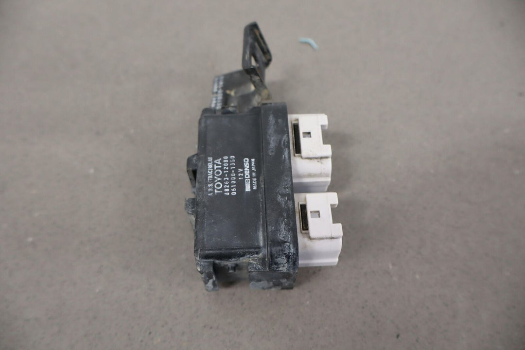 93-97 Toyota Land Cruiser ABS Traction Relay 88263-12080