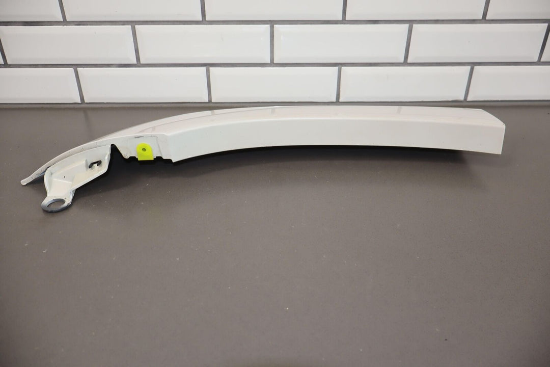 03-07 Lexus GX470 RH Right Pass Rear Quarter Panel Molding Blizzard Pearl (070)