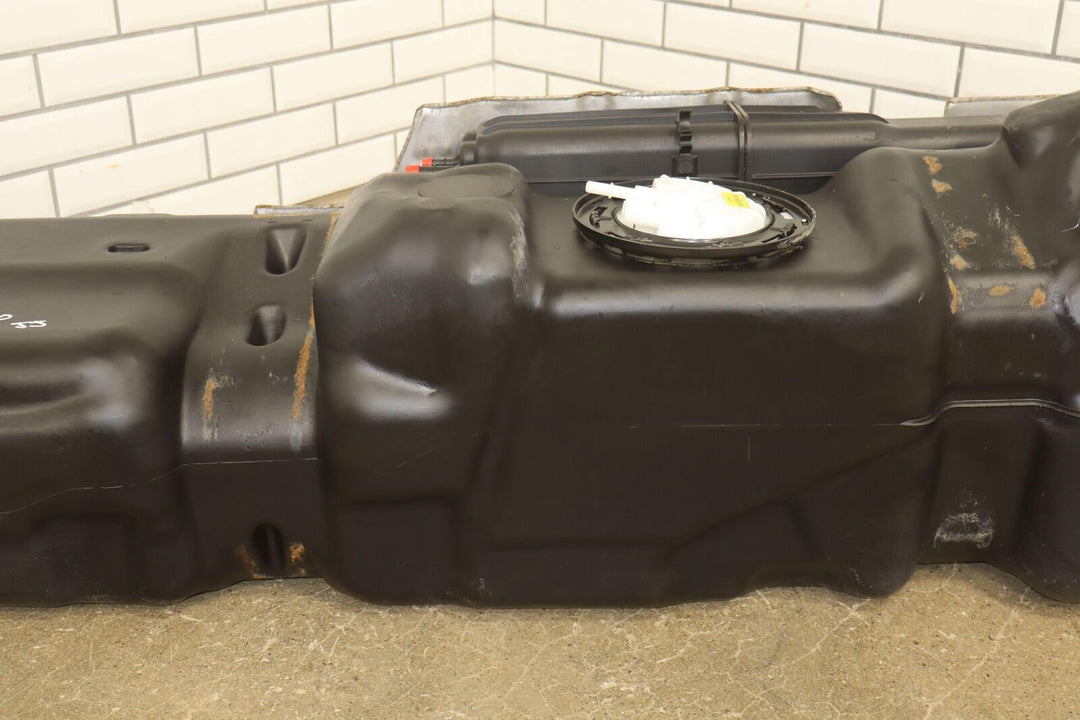 2014-2017 Ram 1500 5.7L Hemi 32 Gallon Fuel Tank with Pump