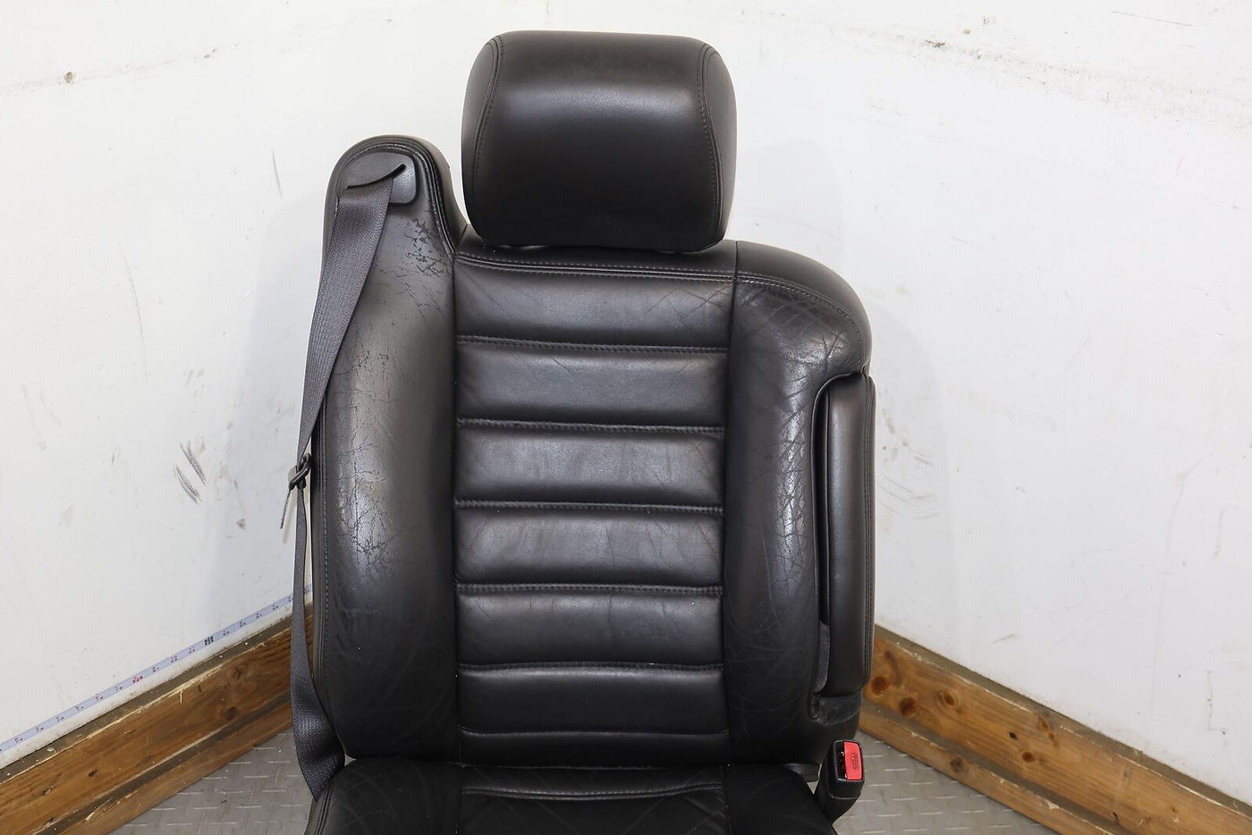 05-07 Hummer H2 Front Right RH Leather Seat (Ebony 482) Power Tested Mild Wear