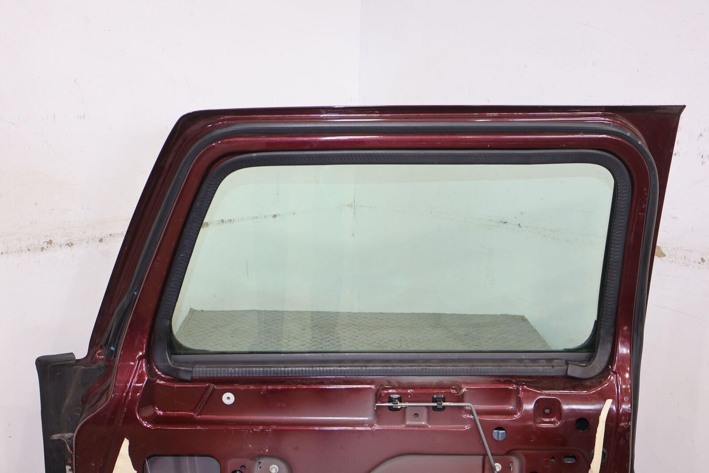 03-09 Hummer H2 Front Right RH Door W/ Glass (Twilight Maroon 49U) See Photos