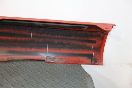 03-06 Chevy SSR Left LH Main Center Rocker Moulding (Redline Red 70U) See Notes