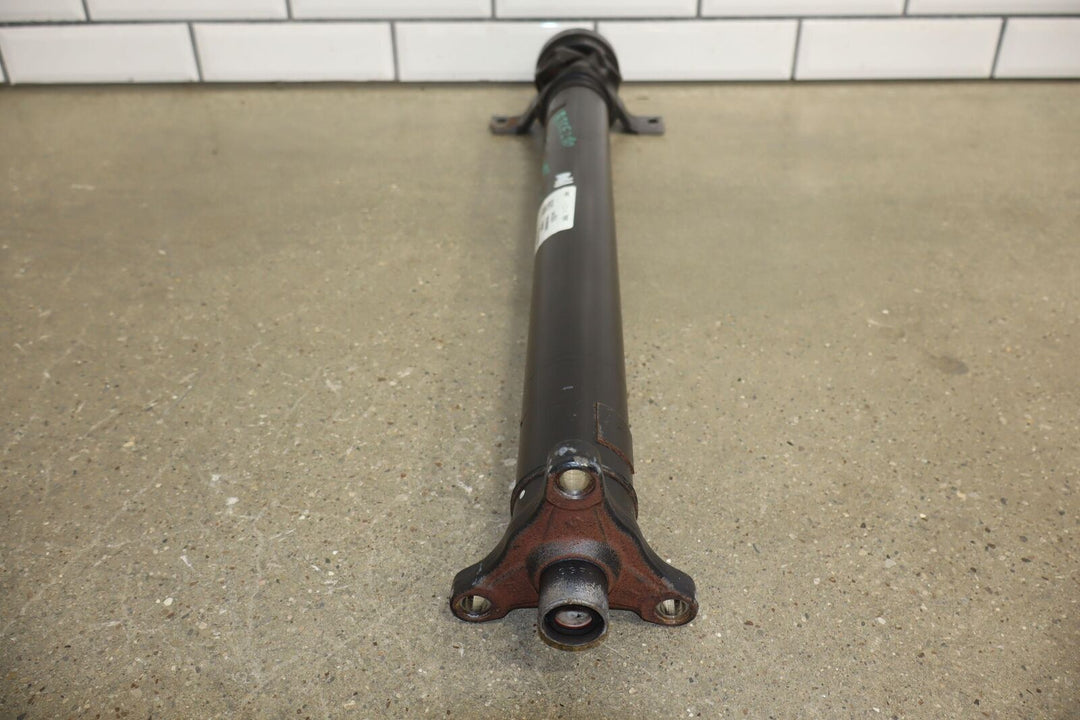 18-23 Chevy Camaro 6.2L LT1 Auto Transmission Rear Driveshaft 2 Piece