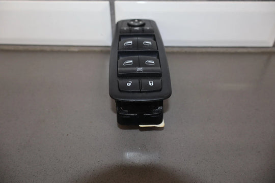 47403931