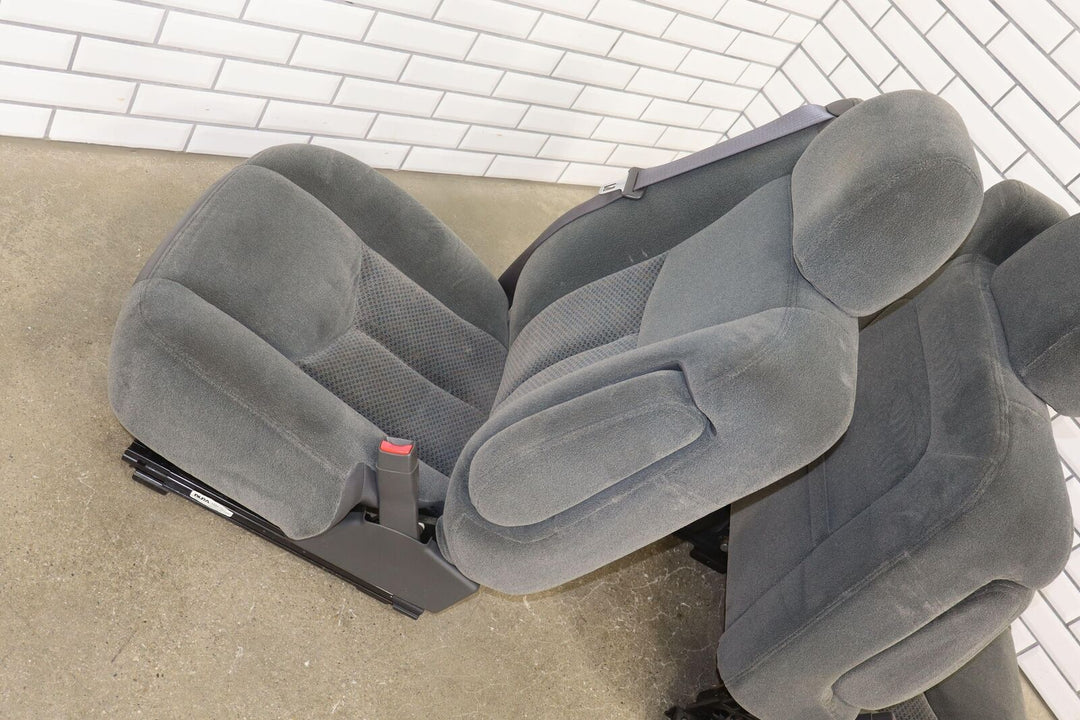 03-07 Chevy Silverado Sierra Extended Cab Charcoal Cloth Seat Set (Front/Rear)