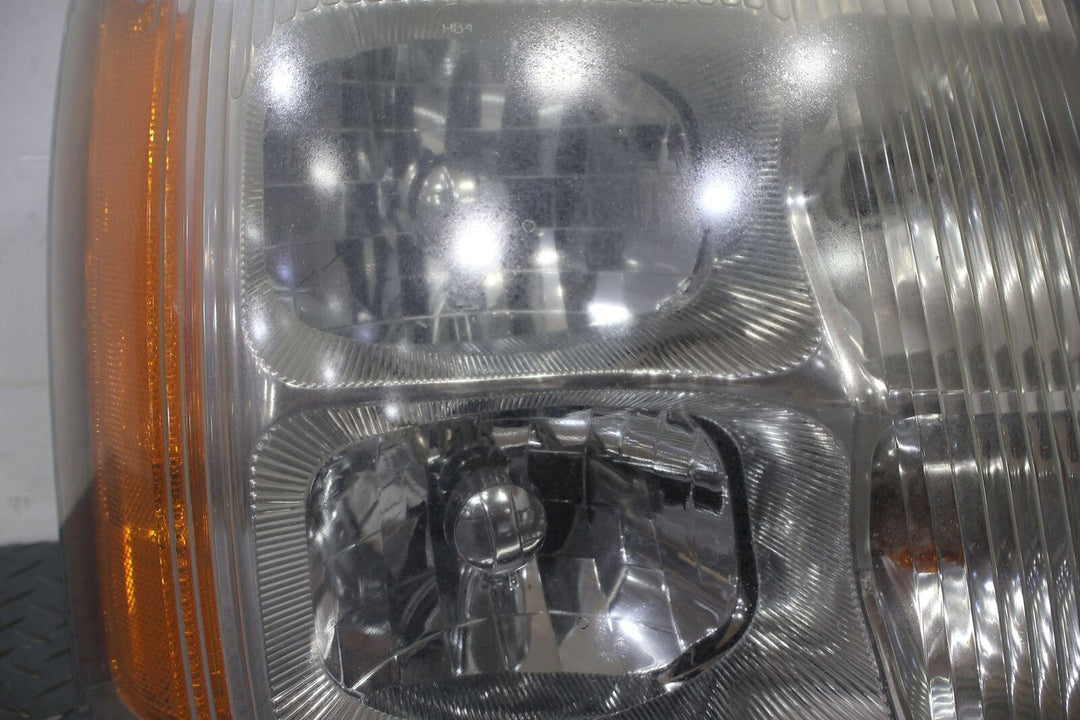 02-06 Cadillac Escalade Right RH Passenger Headlight Lamp (Tested) Hazy Lens