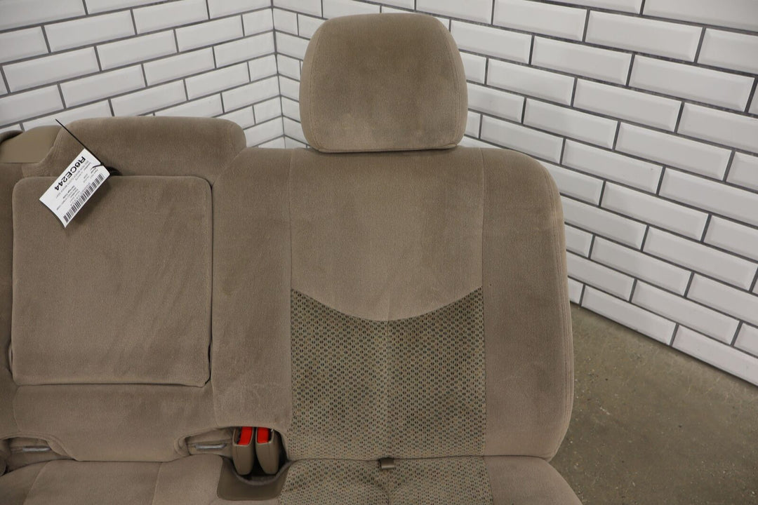 03-06 Chevy Tahoe 2nd Row Cloth Bench Seat (Tan) See Photos/Description